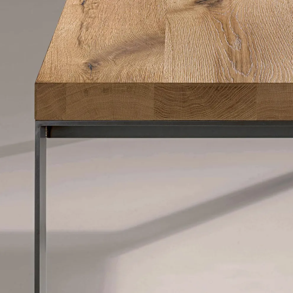 Fester Tisch aus natürlichem Spalteichenfurnier, hergestellt in Italien – Telmerini