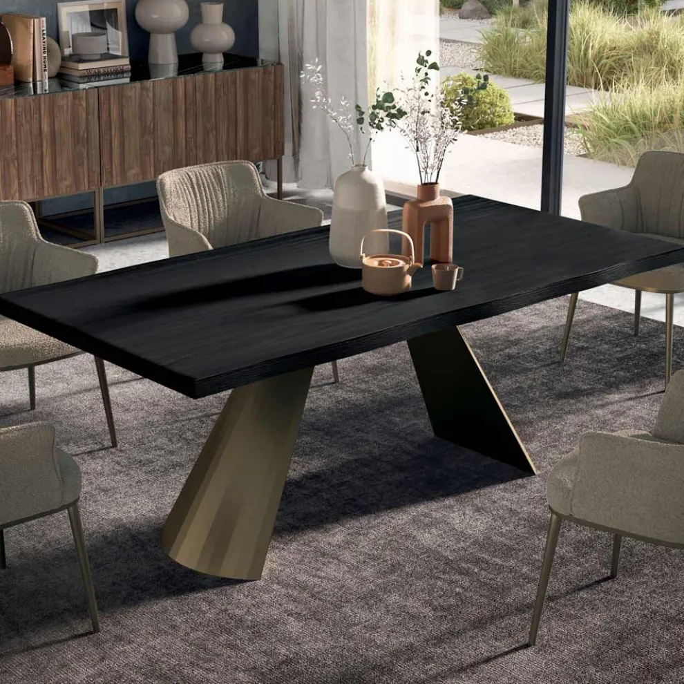 Fester Tisch mit unregelmäßiger entrindeter Kante, hergestellt in Italien – Gläser