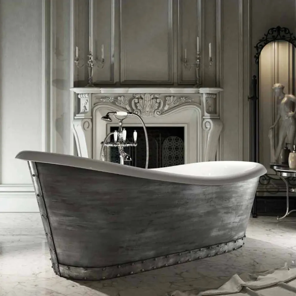 Freistehende Badewanne mit modernem Design aus Harz made in Italy, Furtei