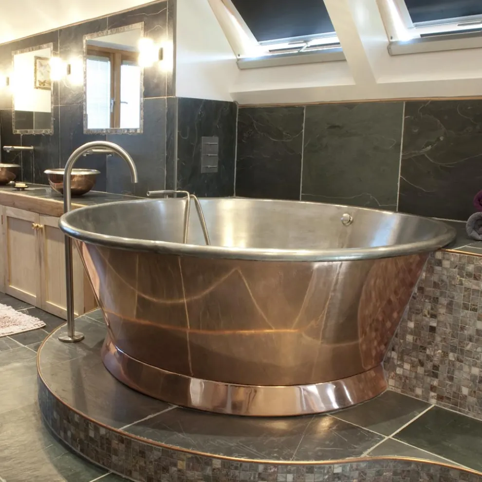 Freistehende Vintage-Badewanne aus Kupfer, Vanessa weiß eisenbeschichtet