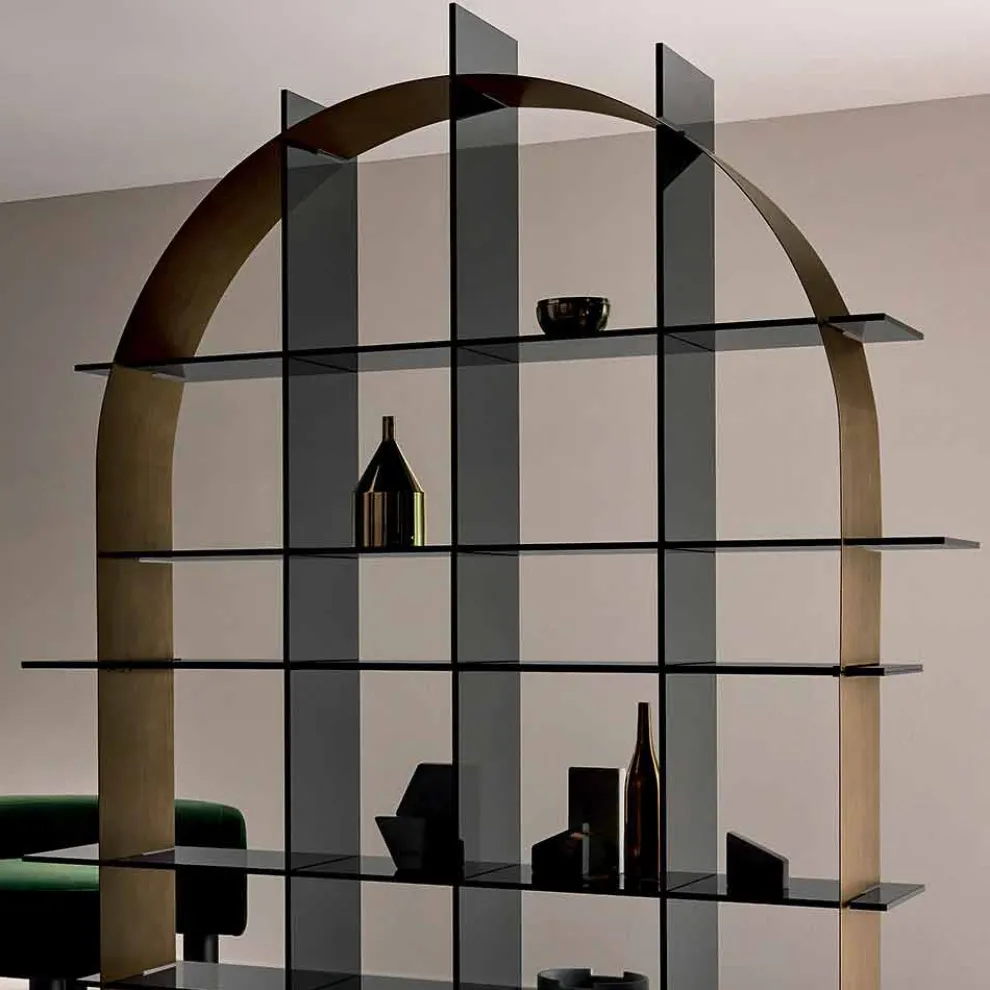 Freistehendes gewölbtes Bücherregal aus Rauchglas und gebürstetem Bronze-Design - Marco