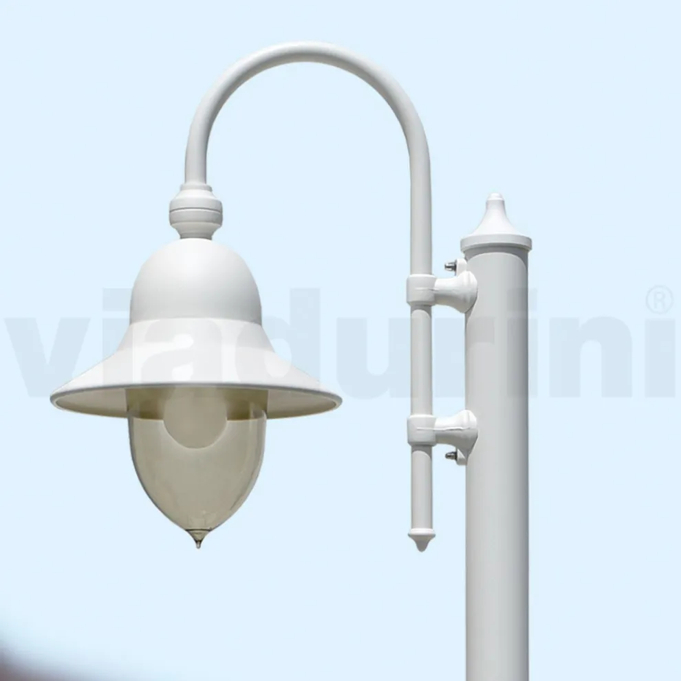 Gartenlampe im Vintage-Stil aus Aluminium, hergestellt in Italien – Cassandra