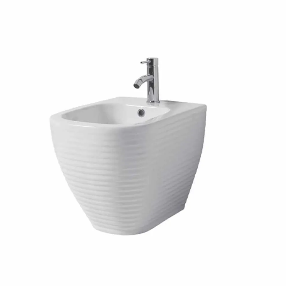 Gemahlenes Bidet aus weißer oder farbig glasierter Keramik Trabia