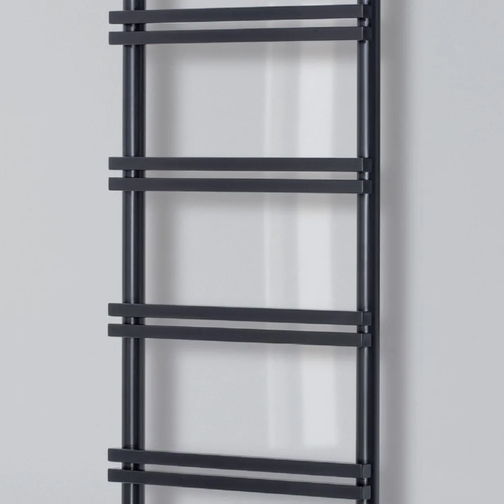 Gemischter Handtuchwärmer mit vertikalen Verteilern, hergestellt in Italien – Ingwer