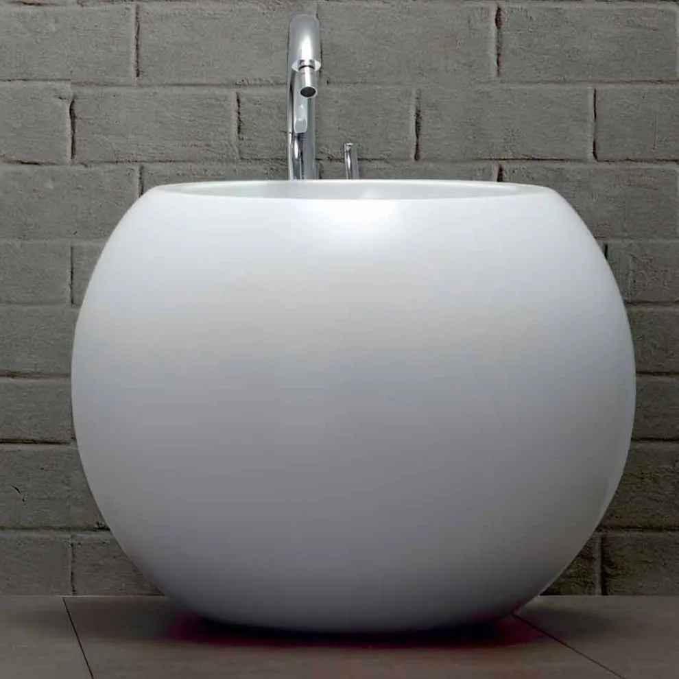 Geschliffenes kugelförmiges Bidet aus farbiger Keramik Fanna