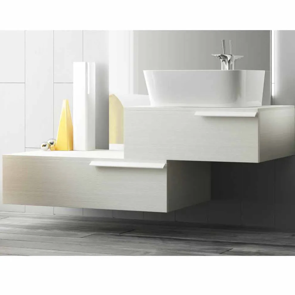 Glückliches modernes lackiertes hölzernes verschobene Badezimmermöbelzusammensetzung