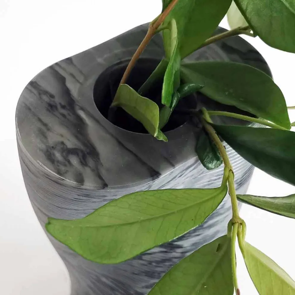 Moderne dekorative Vase aus Bardiglio Fiorito Marmor Made in Italy - Dido