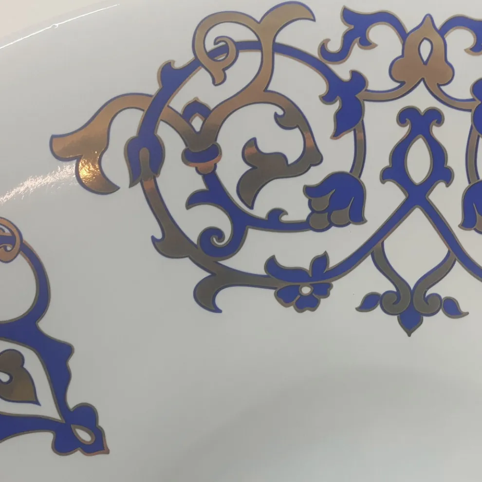 Halbeinbauwaschbecken mit Kobaltblau- und Gold- oder Golddekorationen, hergestellt in Italien – Capatosta