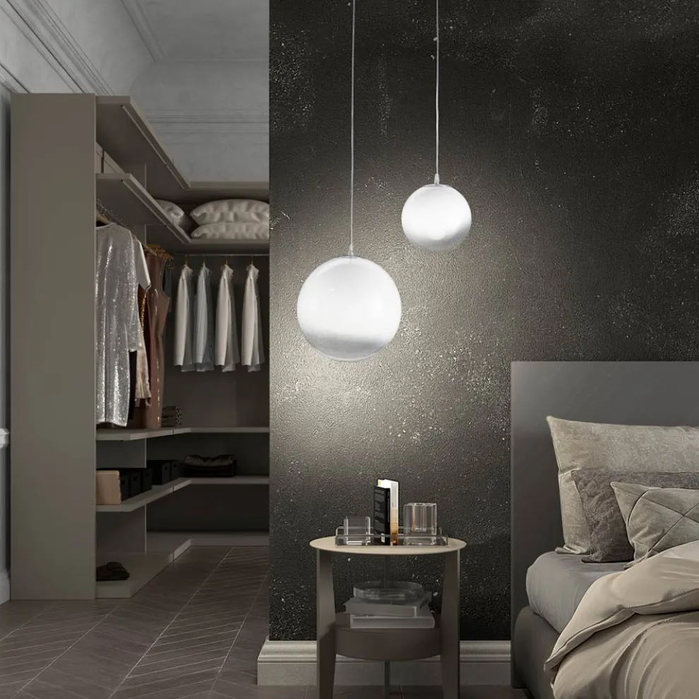 Handgefertigte Pendelleuchte aus venezianischem mundgeblasenem Überfangglas - Nova