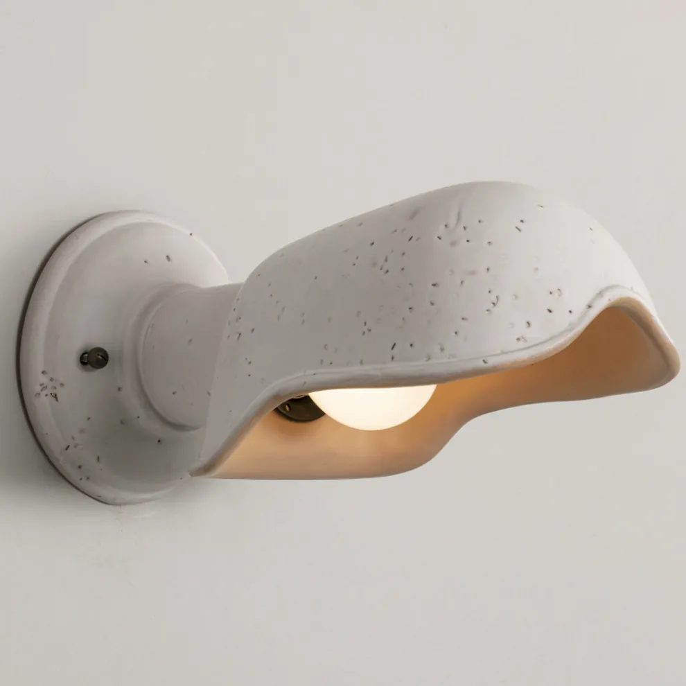 Handgefertigte Wandlampe aus toskanischer Majolika Made in Italy - Toscot Bistro