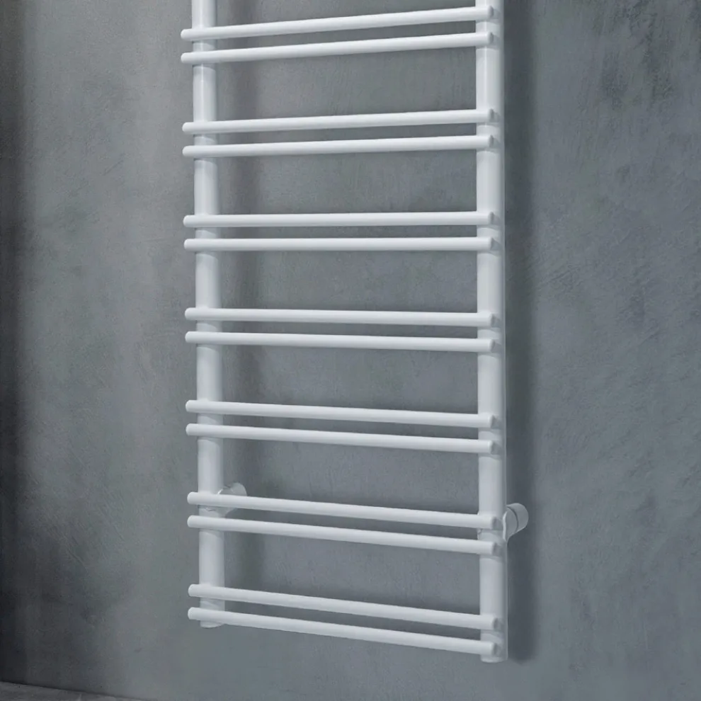 Handtuchwärmer mit elektrischem System aus Kohlenstoffstahl – Praline