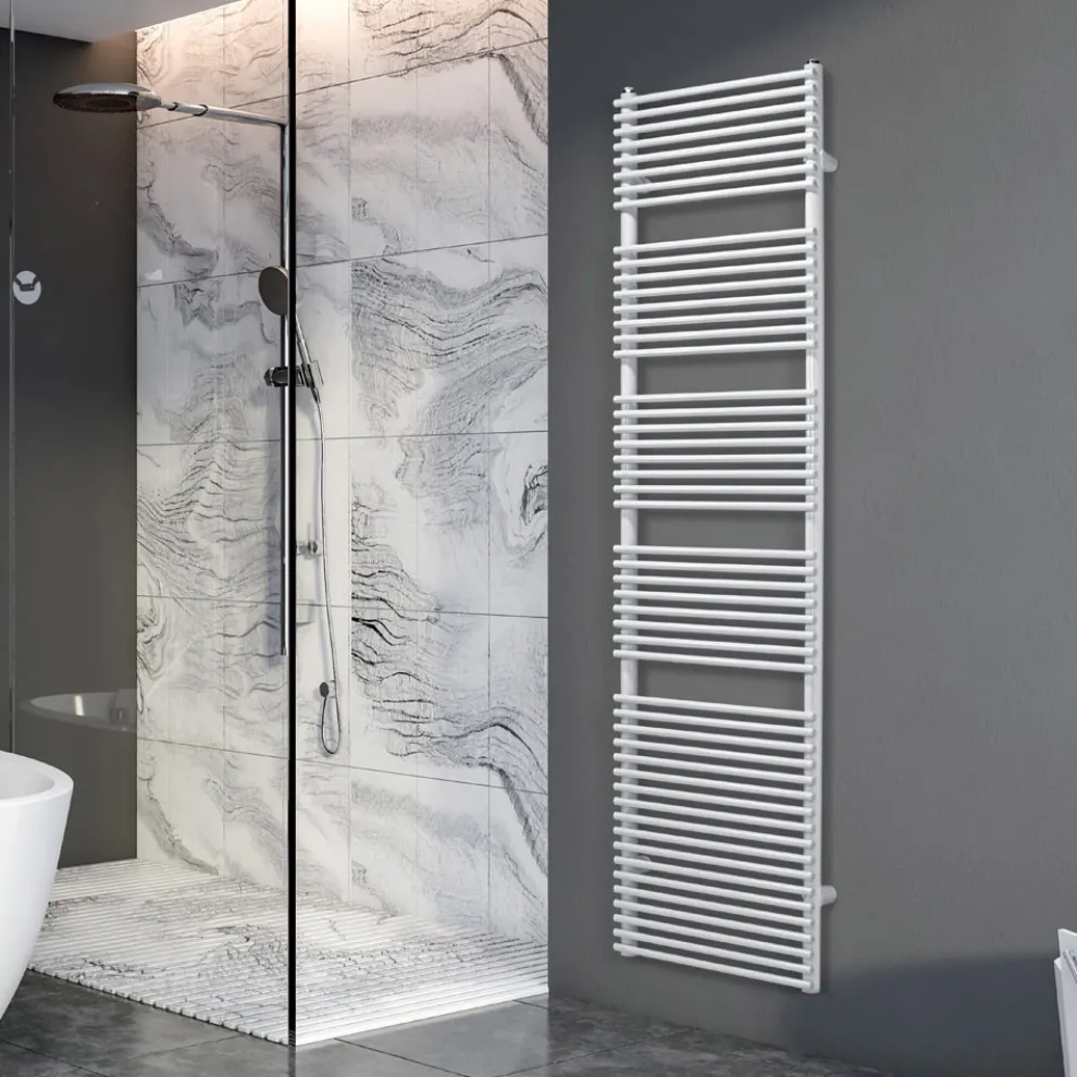 Handtuchwärmer mit elektrischem System und Stahlkonstruktion, hergestellt in Italien – Sirup