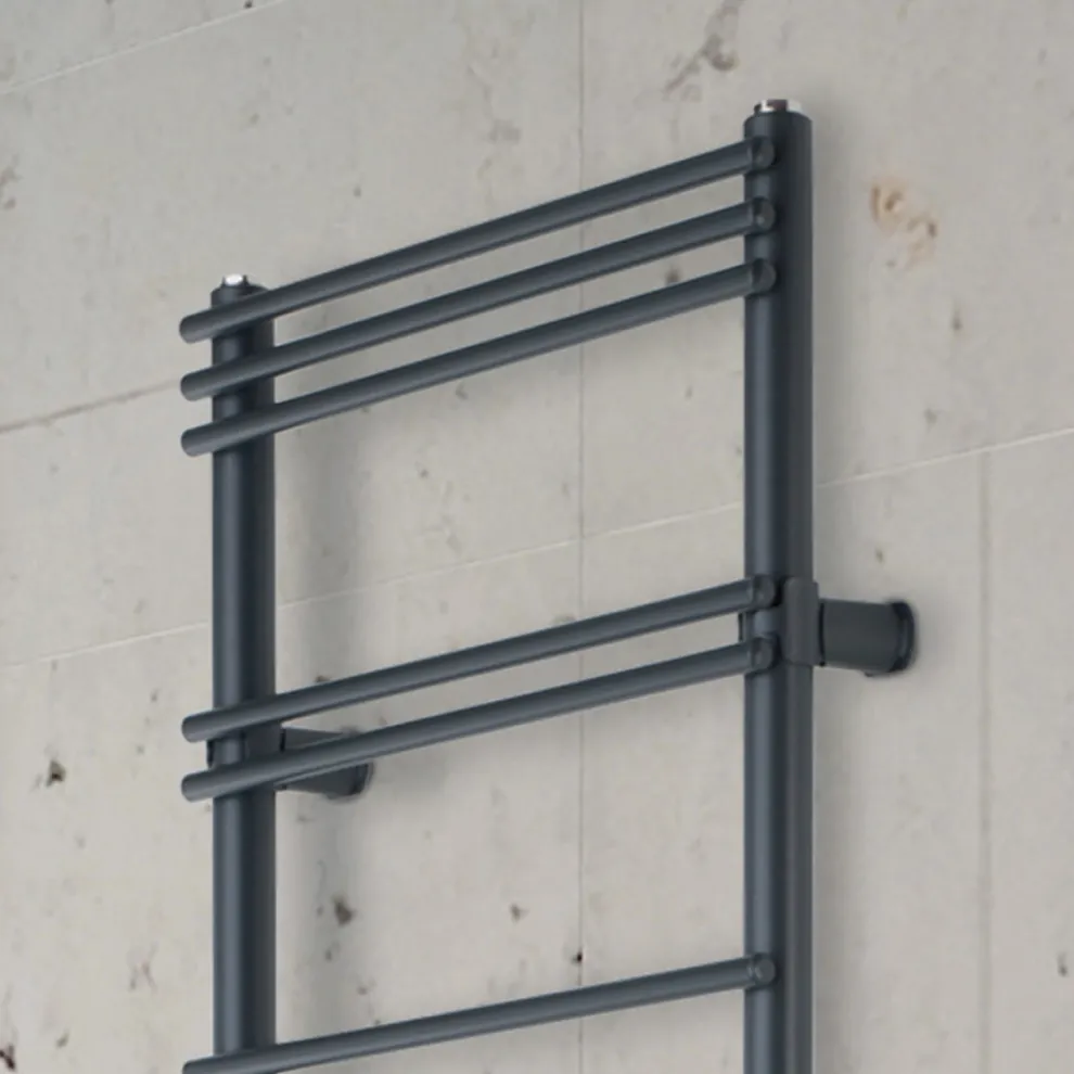 Handtuchwärmer mit gemischtem System aus Stahl, hergestellt in Italien – Ananas