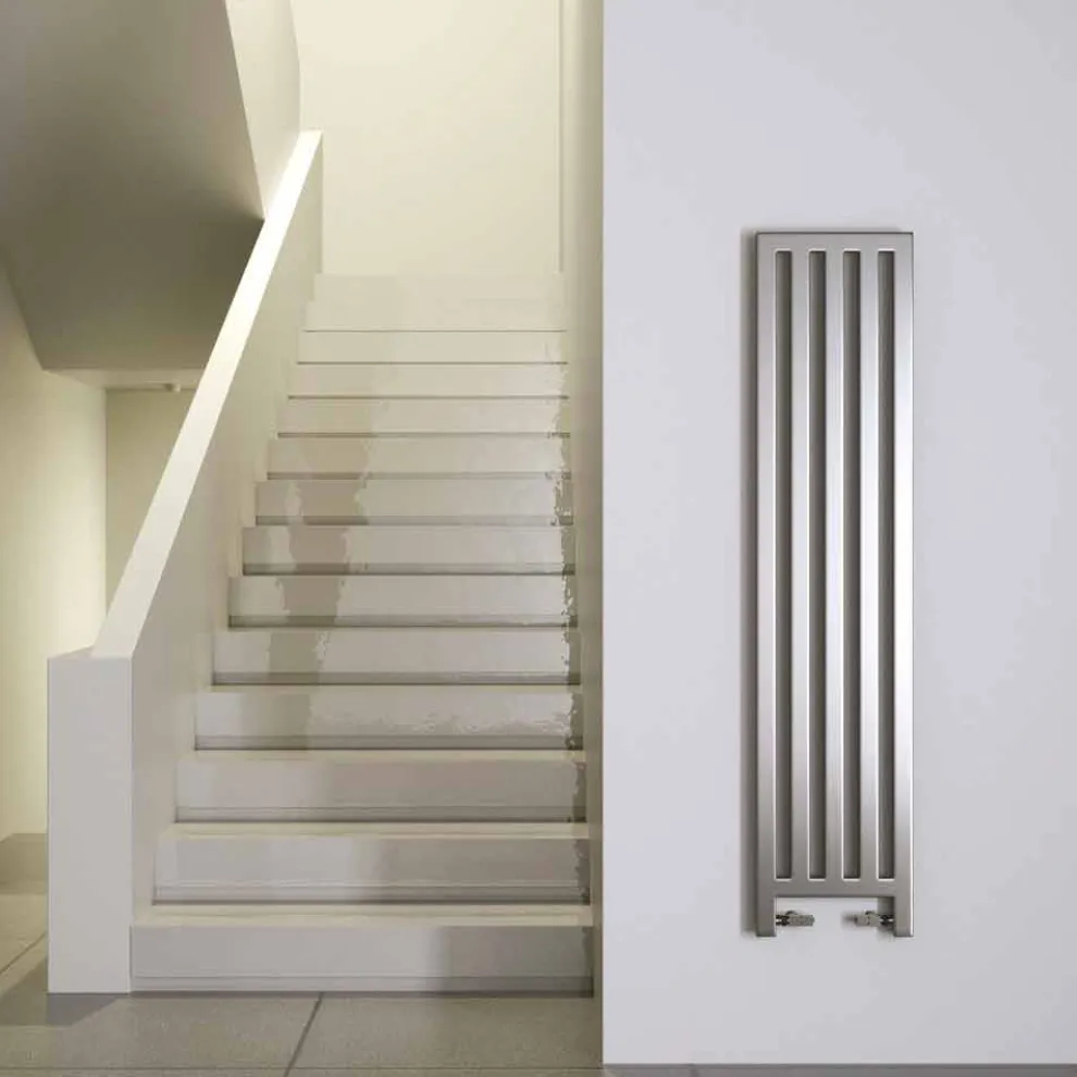 Heizkörper Made in Italy hydraulisch vertikal New Dress Scirocco H