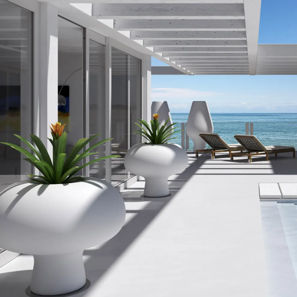 Outdoor-Leuchtvase aus Polyethylen mit LED-Licht Made in Italy - Boba