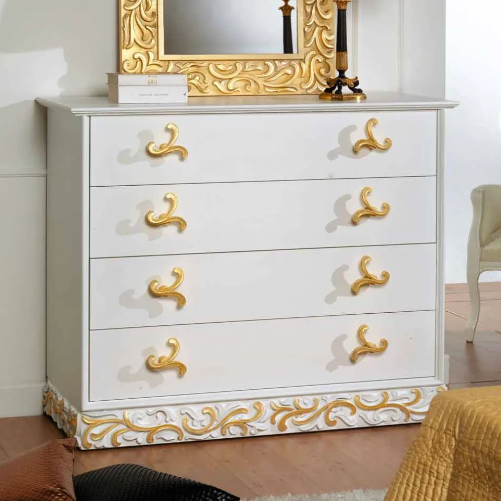 Kommode weiß mit 4 Schubladen und Deko in gold  Kush