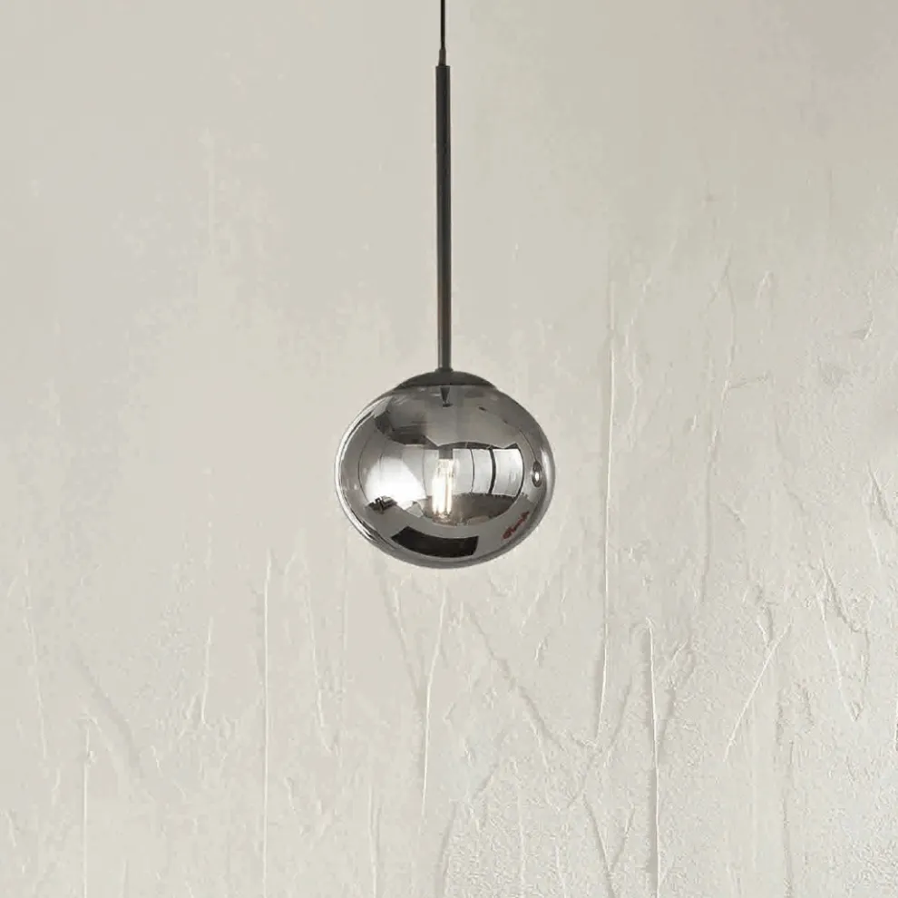 Hängelampe aus lackiertem Metall und geblasenem Glas - Ailanto