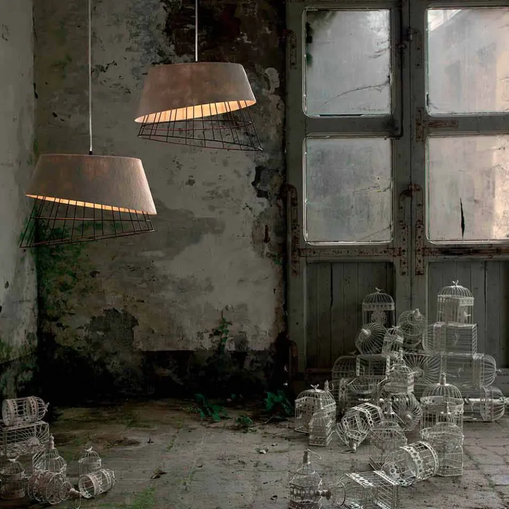 Hängelampe in weißem Design aus Glasfaser und Metall - Solar