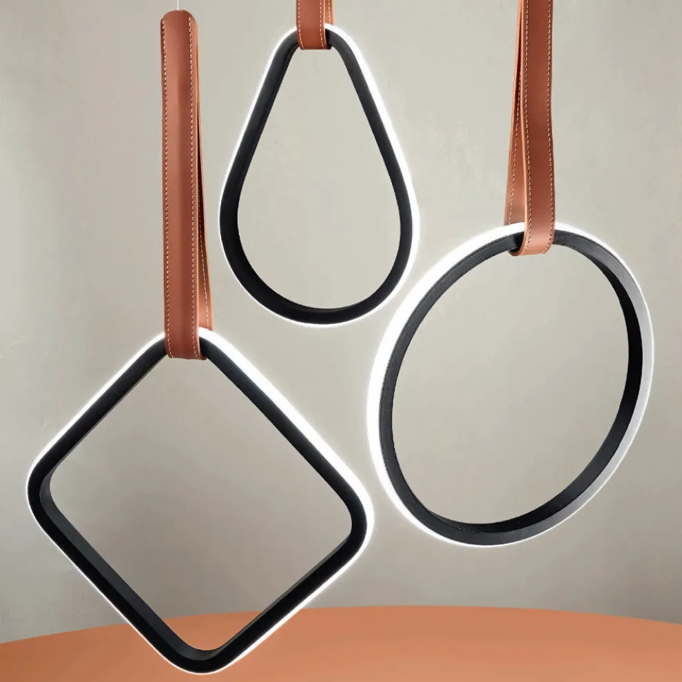Hängelampe mit geometrischen Formen und Details aus Kunstleder – Zypresse