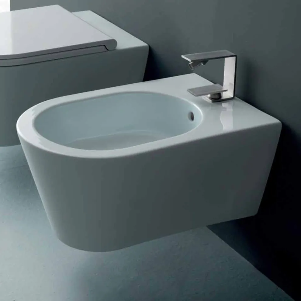 Hängendes Bidet aus Keramik, Design Sun Round 57x37cm, made in Italy