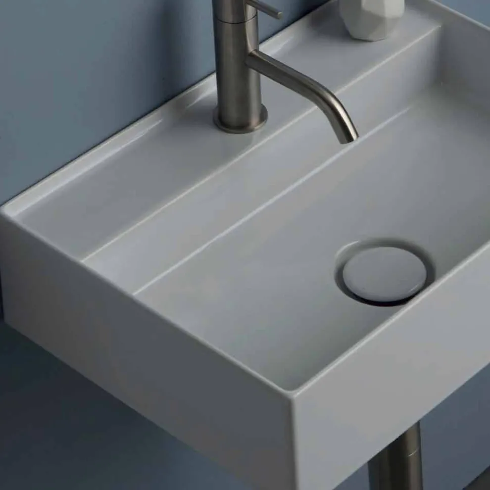 Hängewaschbecken Sun aus Keramik 50x35 cm, in verschiedenen Farben verfügbar