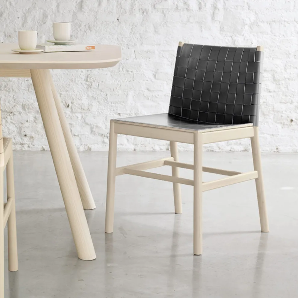 Hochwertiger Stuhl aus Buchenholz und Leder Made in Italy, 2 Stück - Nora