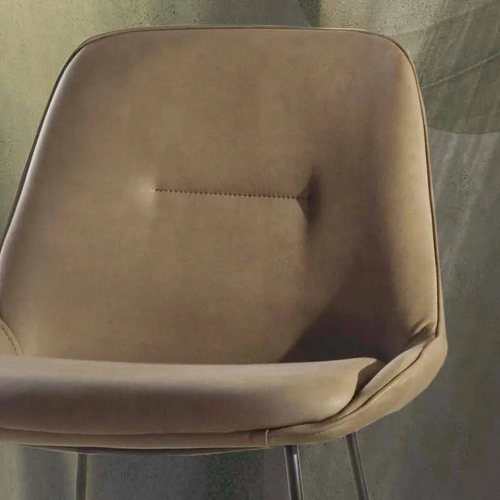 Hocker in modernem Design aus Kunstleder mit Schlittenstruktur - Ines