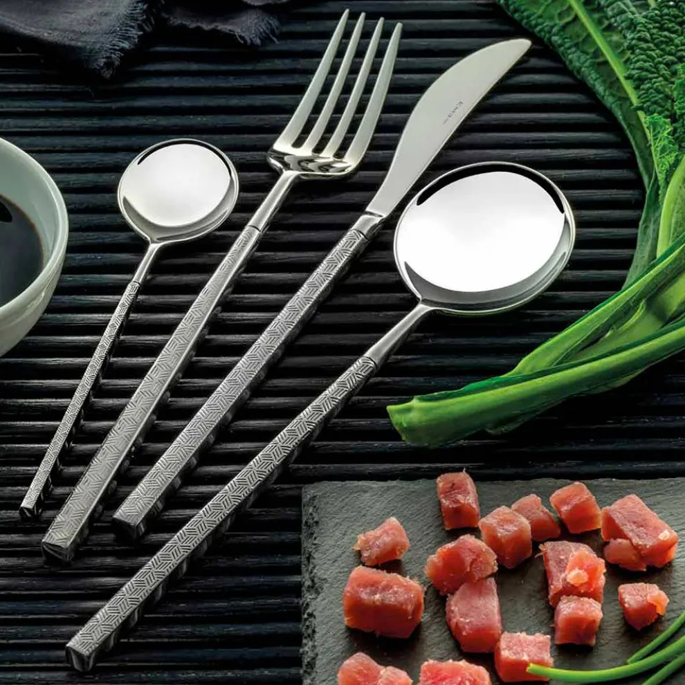 24 Besteck aus poliertem geschmiedetem Stahl mit Origami, hergestellt in Italien - Osaka