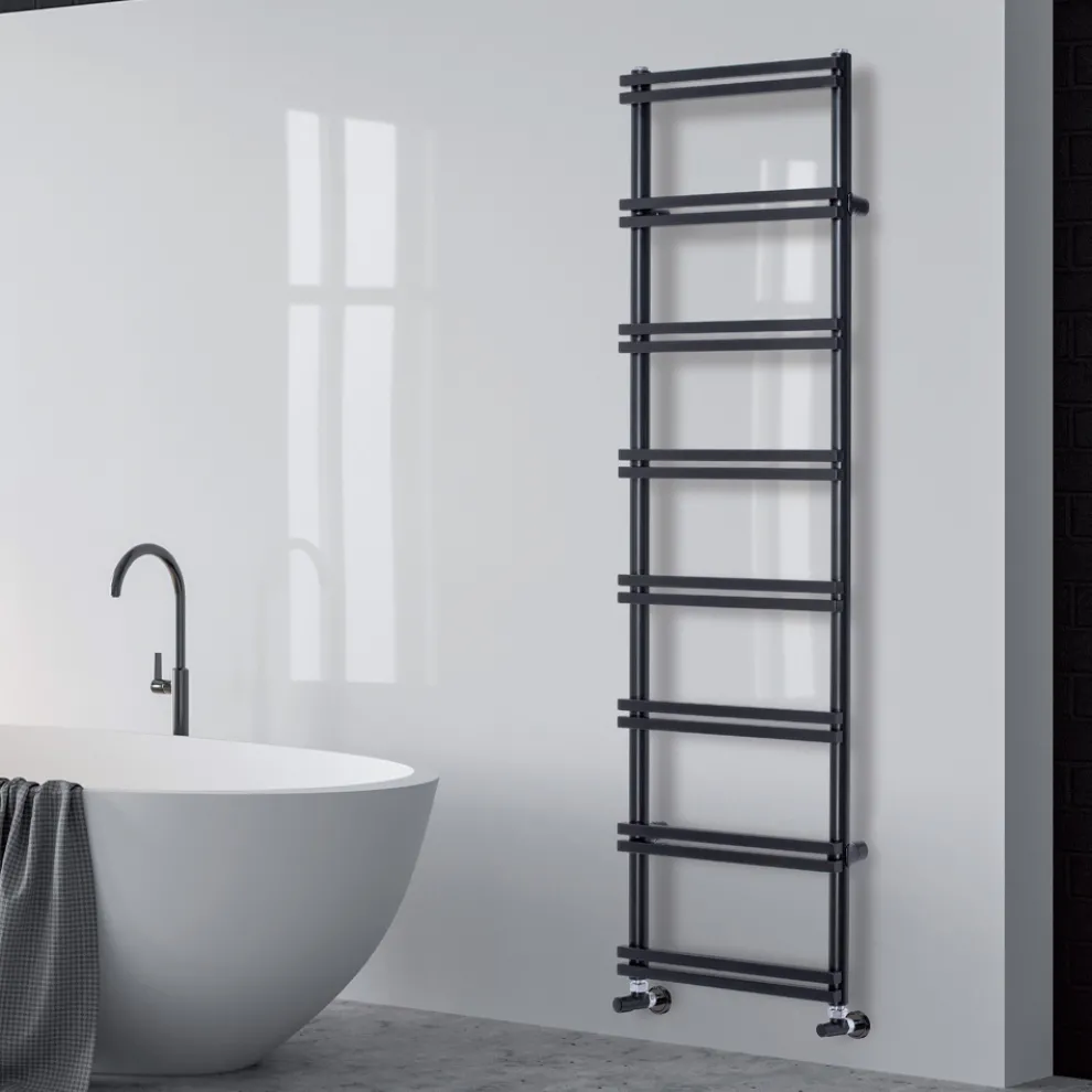 Hydraulischer Handtuchwärmer mit vertikalen Kollektoren, hergestellt in Italien – Ginger