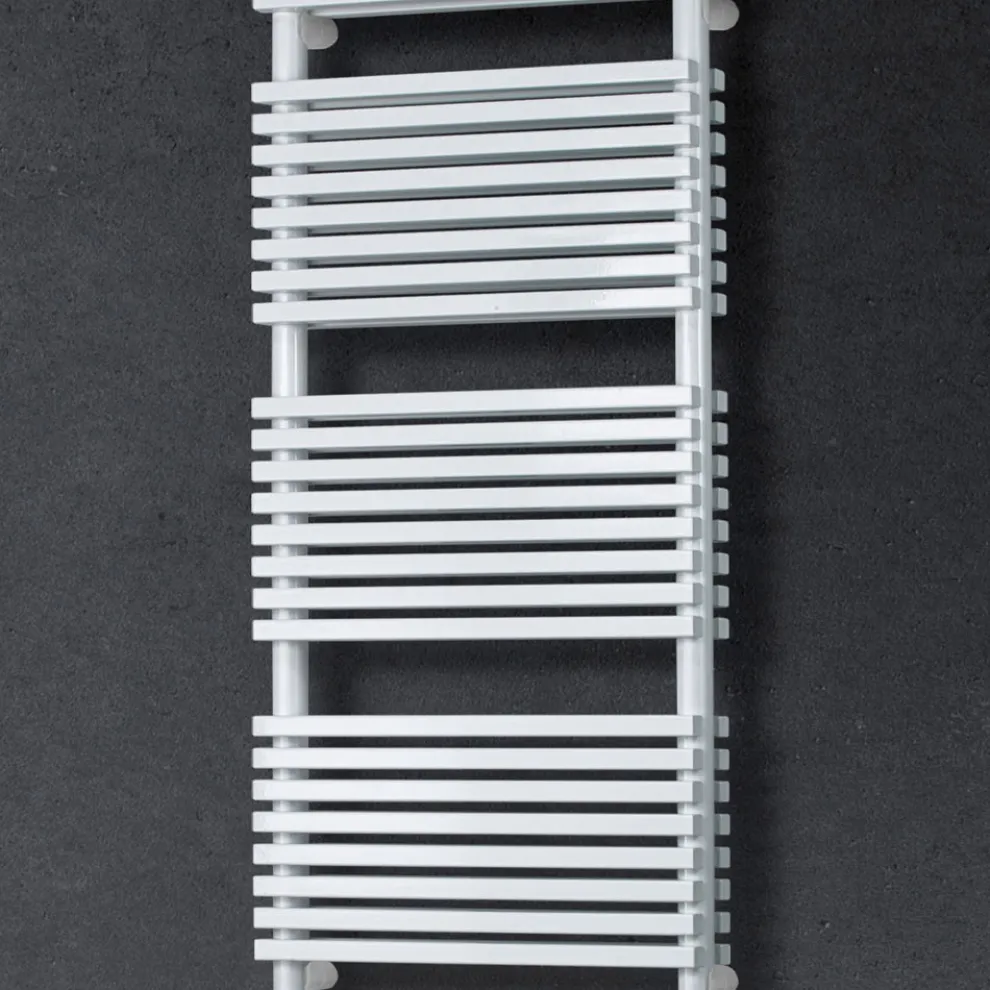 Hydraulischer Handtuchwärmer mit doppeltem Abschnitt aus horizontalen Elementen – Pudding