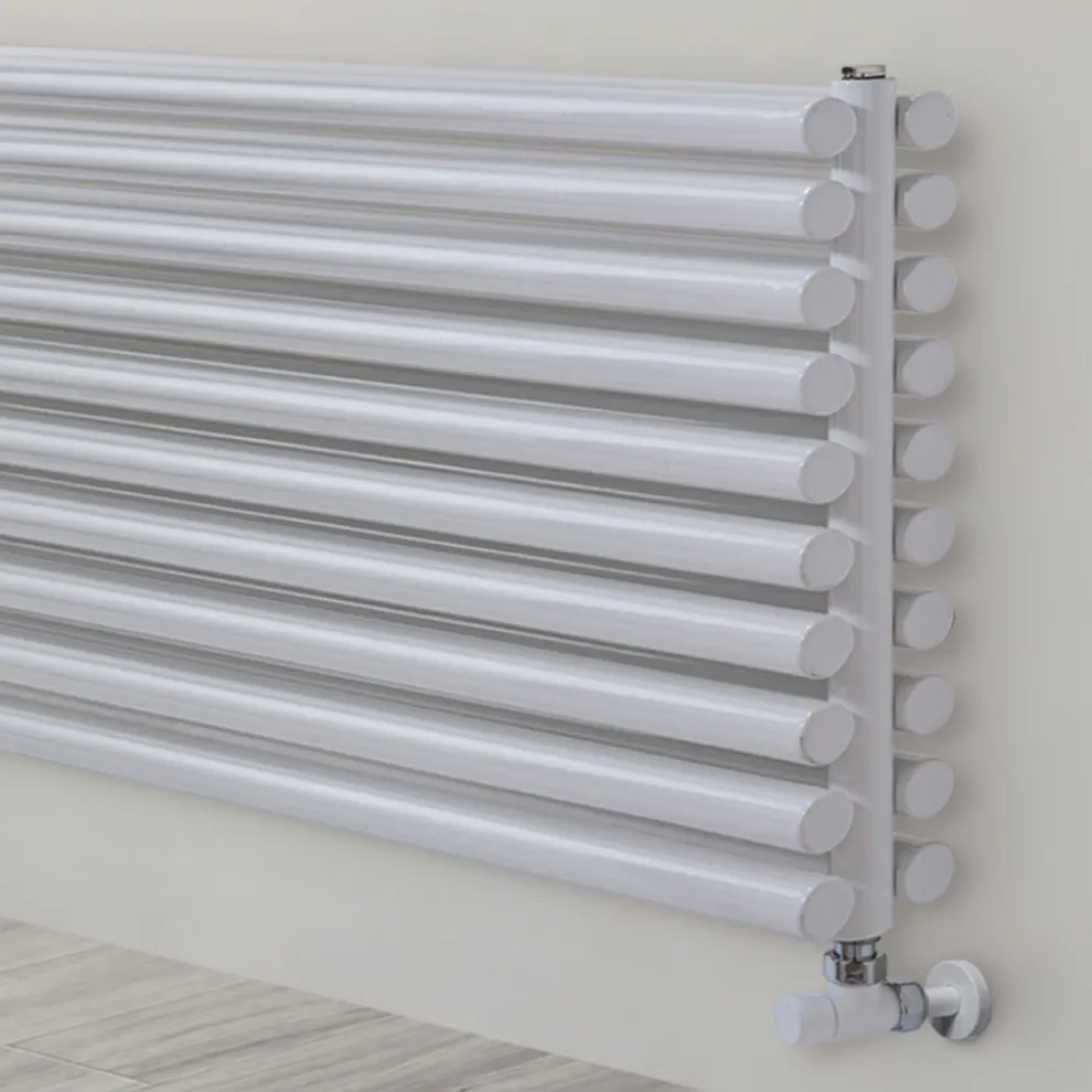 Hydraulischer Heizkörper aus reinweißem Stahl, hergestellt in Italien – Cookies