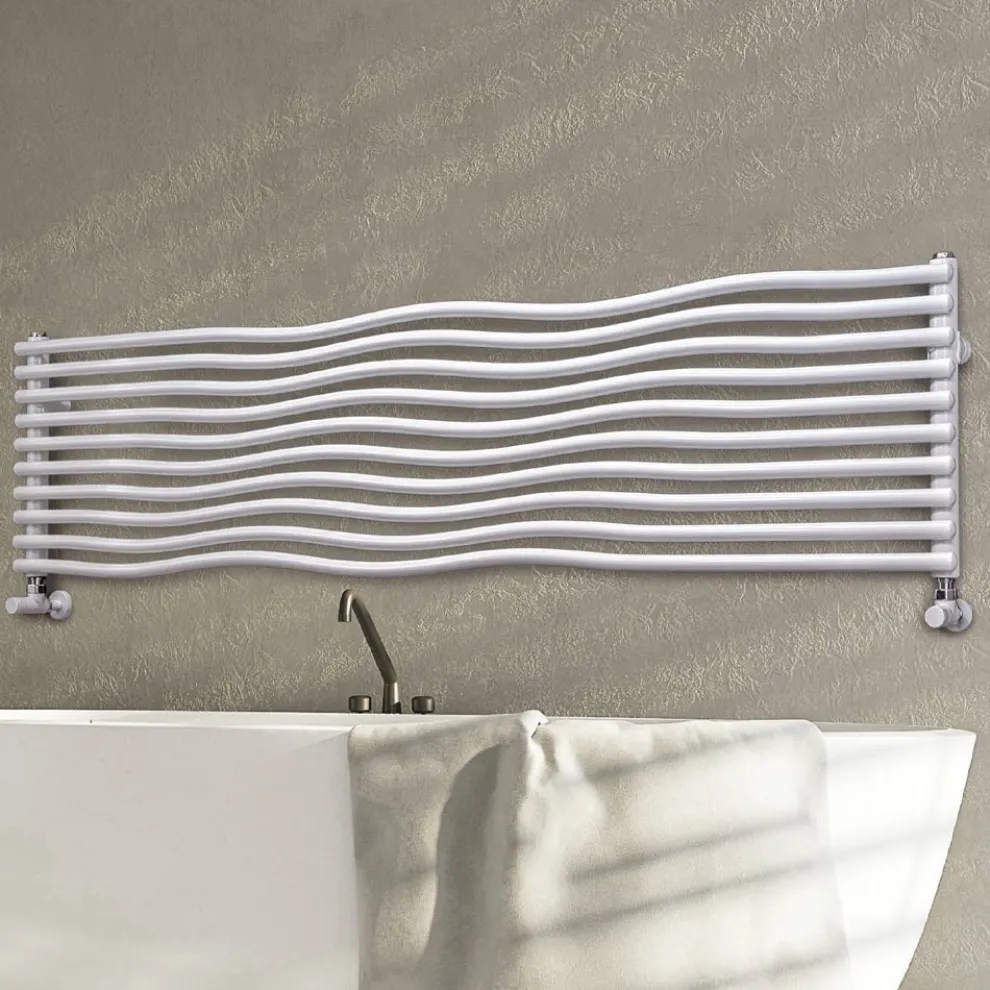 Hydraulischer Heizkörper mit horizontal gebogenen Elementen, hergestellt in Italien – Zucchero