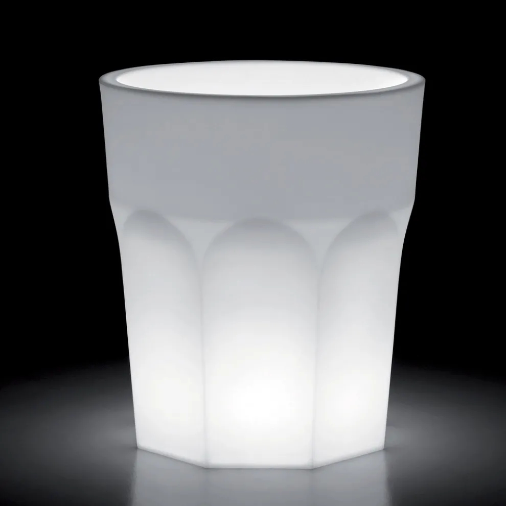 Dekorative Leuchtvase aus Polyethylen mit LED-Licht Made in Italy - Pucca