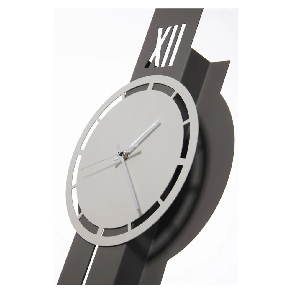 Eisen-Wanduhr mit Pendel, hergestellt in Italien – Klang