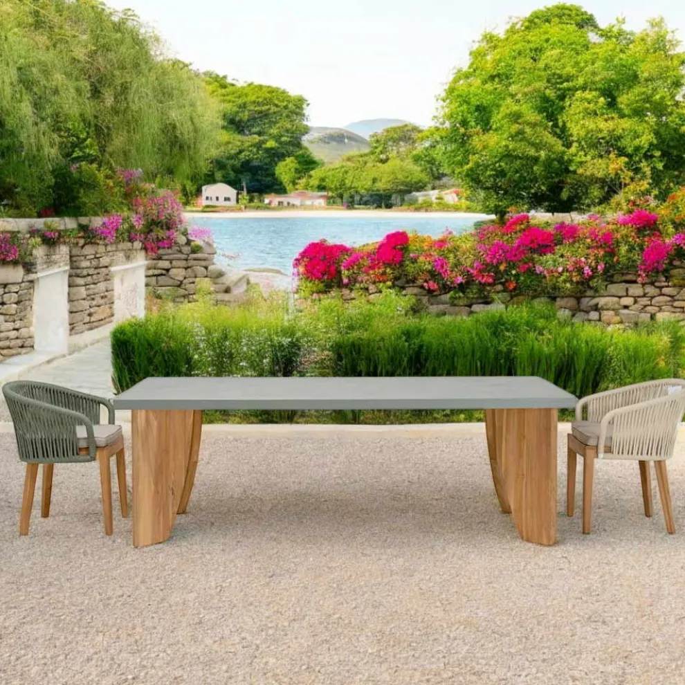 Outdoor-Tisch aus Okumè-Mikrozement und Teakholz-Finish, hergestellt in Italien – Bleistift