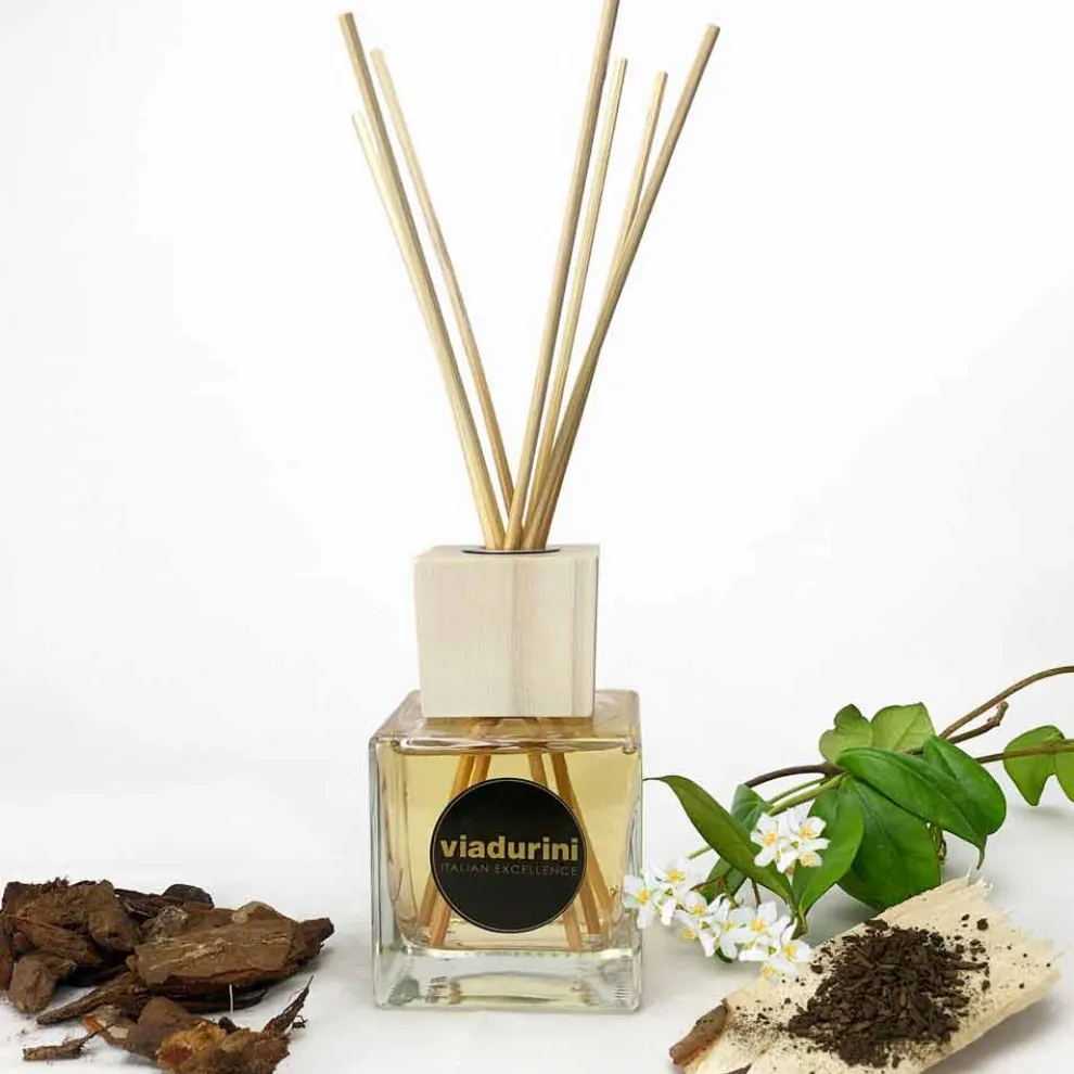 Raumduft Oud Wood 200 ml mit Stäbchen - Ventodisardegna