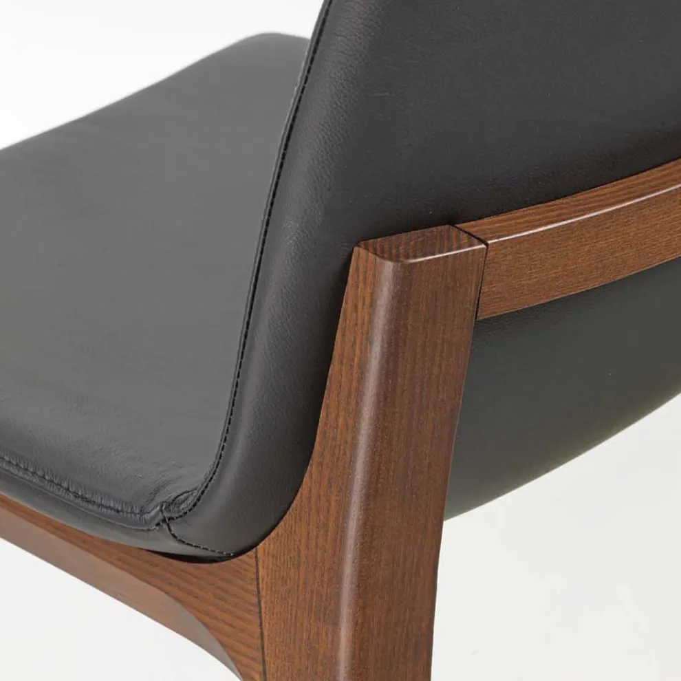 Küchenhocker mit festem Design aus Leder und Holz, hergestellt in Italien – Rocco