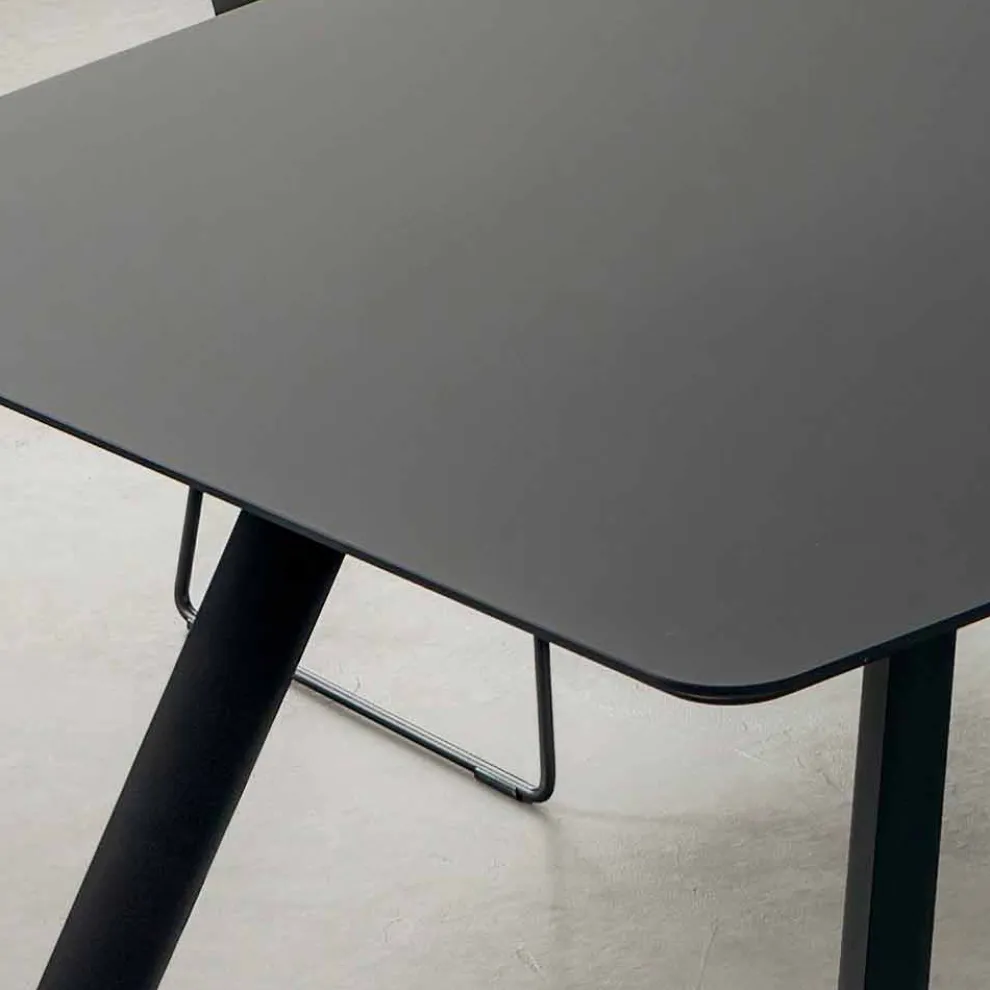 Küchentisch aus laminiertem Fenix und schwarzem Aluminium Made in Italy - Lingotto