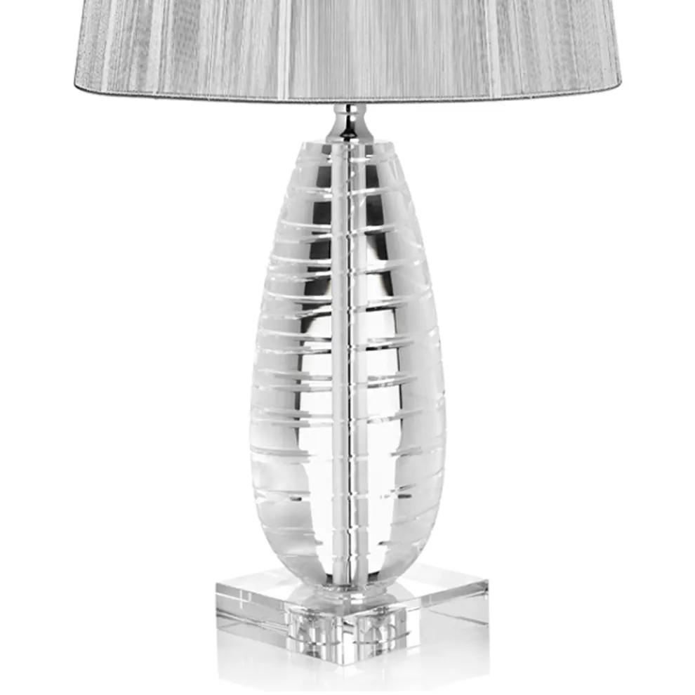 Klassische Tischlampe aus Kristall und quadratischer Luxuslampenschirm - Squilla