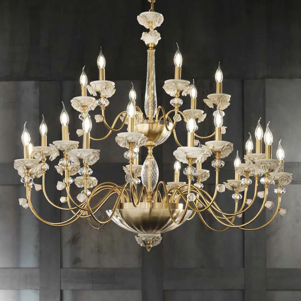 Klassischer Kronleuchter mit 24 Lichtern aus Porzellan und luxuriösem mundgeblasenem Glas - Eteria