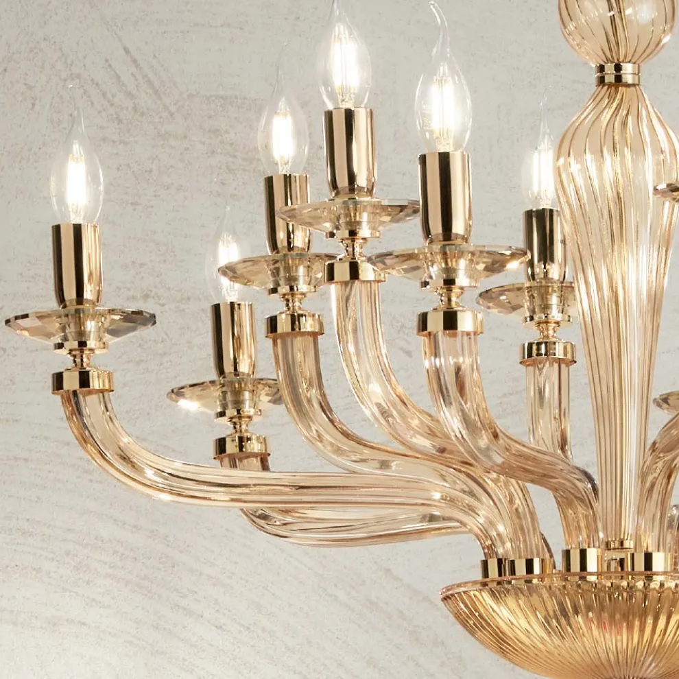 Klassischer Kronleuchter mit 12 Lichtern aus handgefertigtem Rigaton-Glas - Fievole