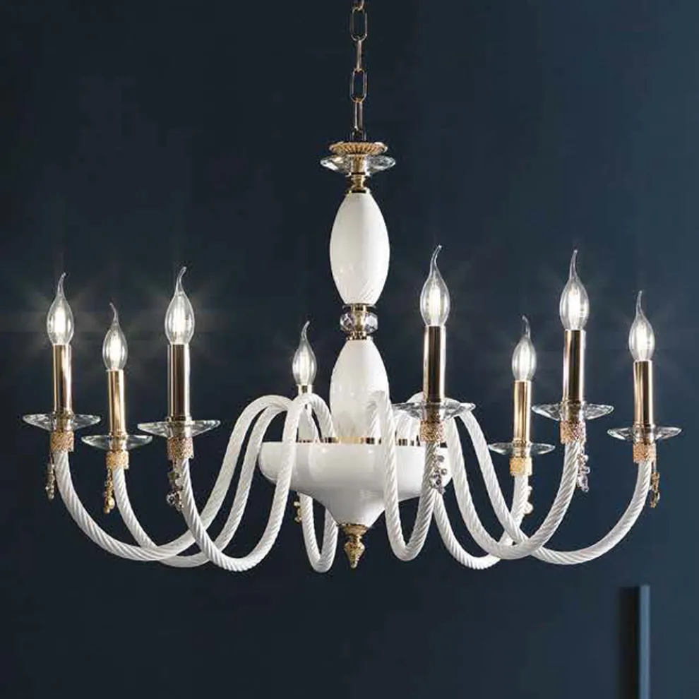 Klassischer Kronleuchter mit 8 Lichtern aus mundgeblasenem Glas und Handdetails - Phaedra
