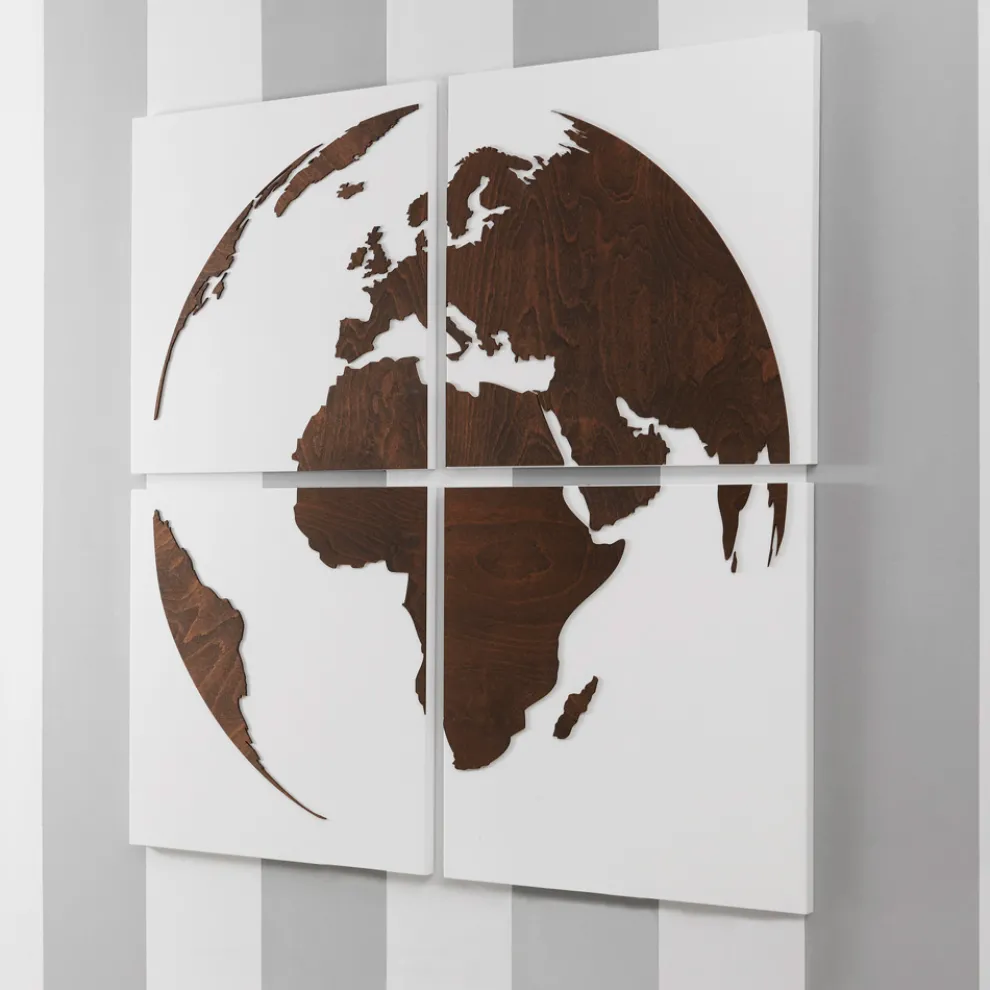 Komposition aus 4 Tafeln, die die Welt „Made in Italy“ repräsentieren – Ciro