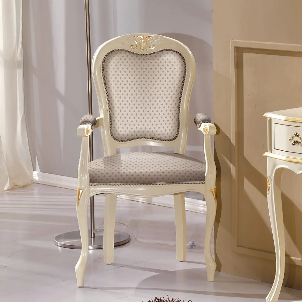 Kopf des Tischstuhls aus Holz mit Stoffbezug Made in Italy - Majestät