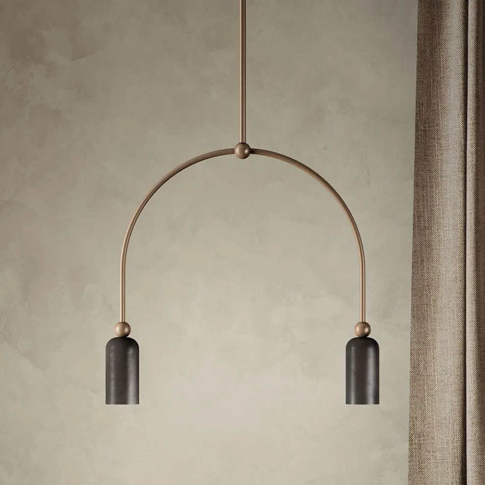 Kronleuchter mit 2 Lichtern in verschiedenen Ausführungen, hergestellt in Italien – Lady