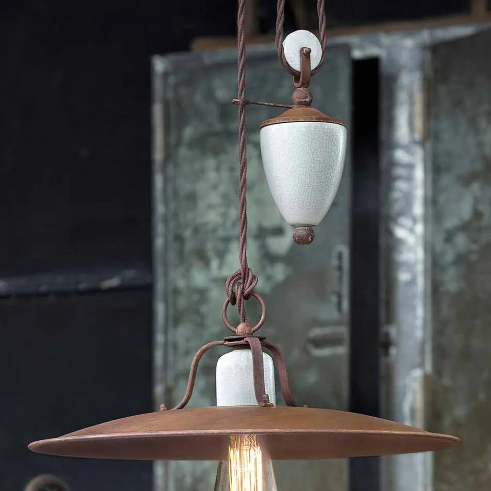 Lampe Flaschenzug aus Keramik und Metall Kristen Ferroluce