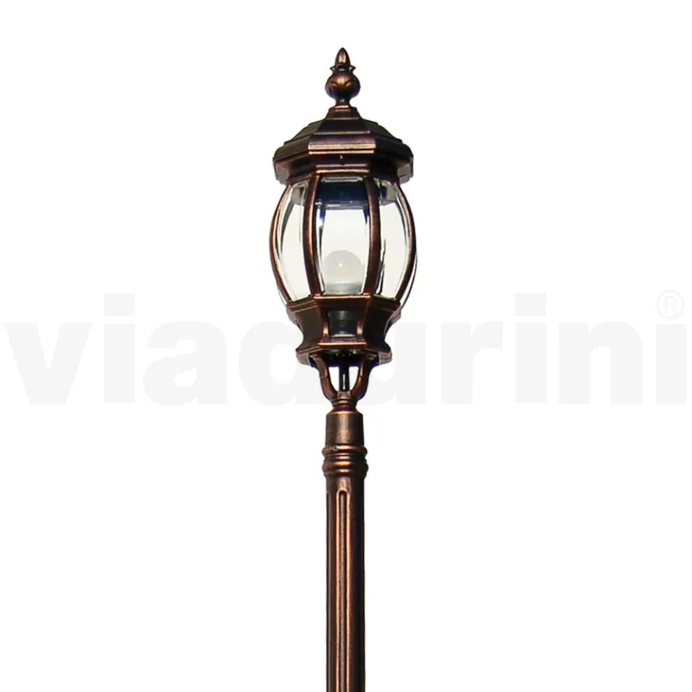 Lampe im Vintage-Stil aus Aluminiumdruckguss, hergestellt in Italien – Leona