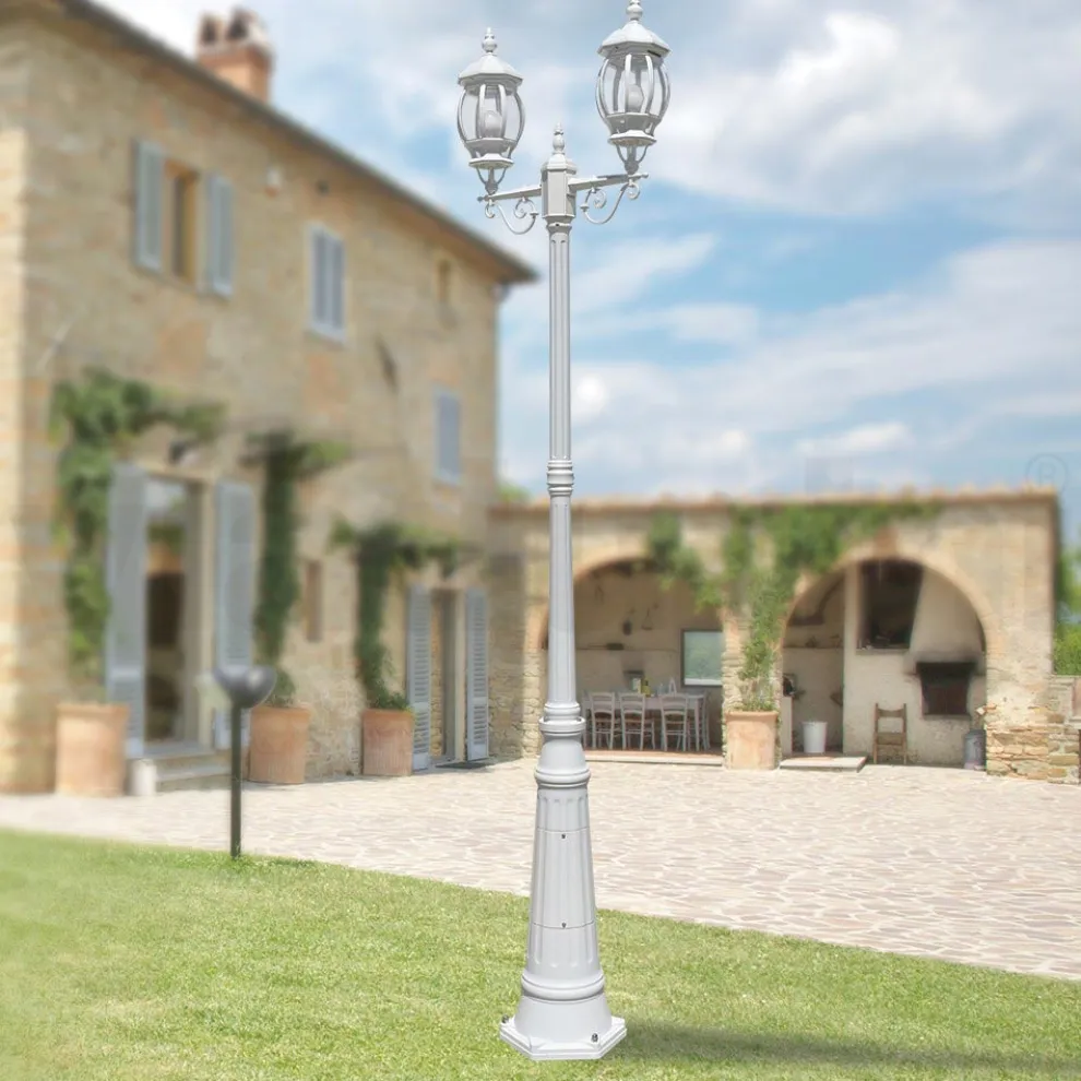 Laternenpfahl mit 2 Lichtern im Vintage-Stil aus weißem Aluminium, hergestellt in Italien – Dodo