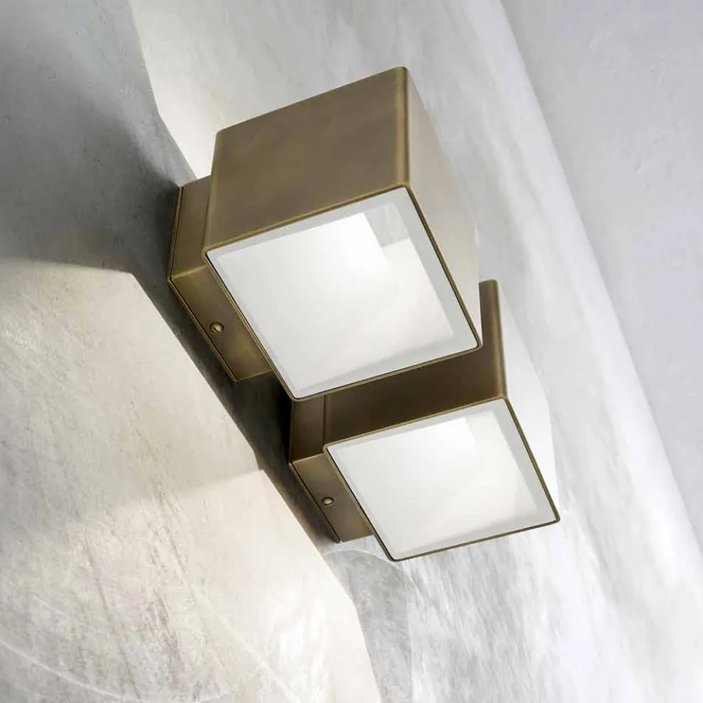 Led Wandleuchte aus Messing und Gips - Cubetto Aldo Bernardi