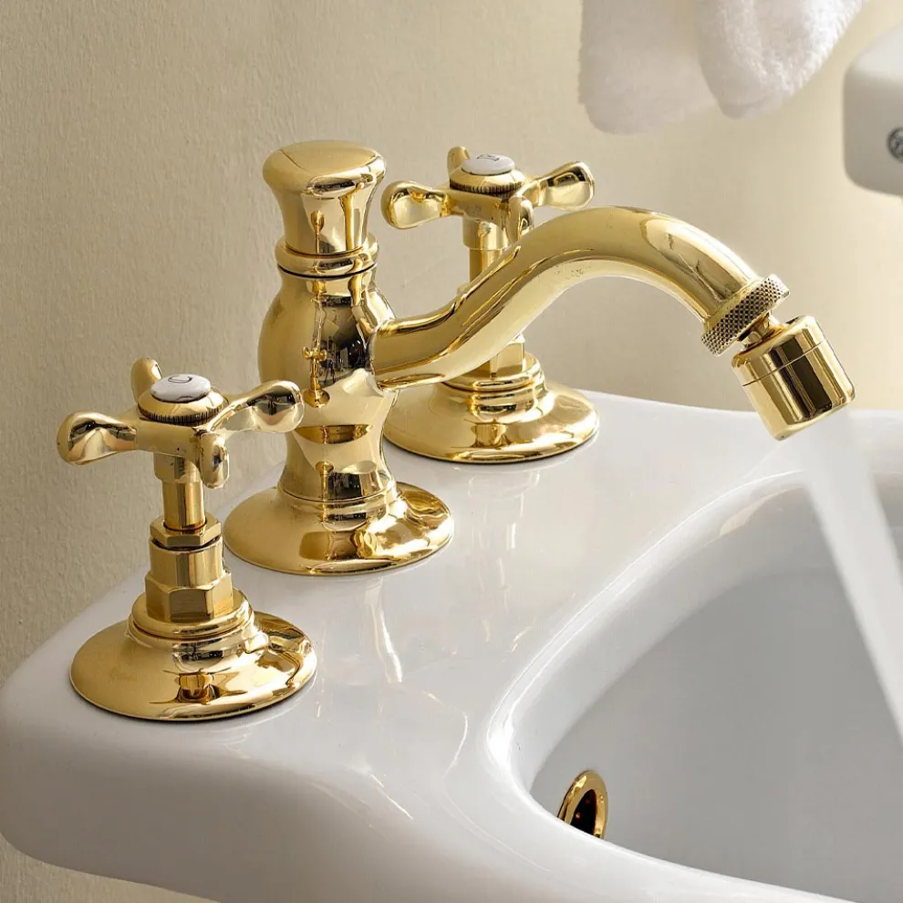 3-Loch-Bidetbatterie mit klassischem handgefertigtem Messingablauf - Fioretta